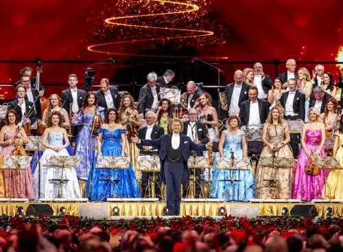 AndrC3A9Rieus2026ChristmasConcertLetItSnow_134350769585260871_big-cine_deskt.webp