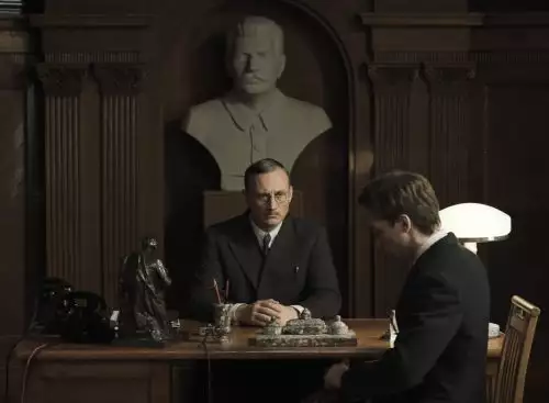 TwoProsecutors_134241816996543560_big-cine_deskt.webp